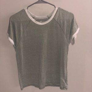 American Eagle Short Sleeve